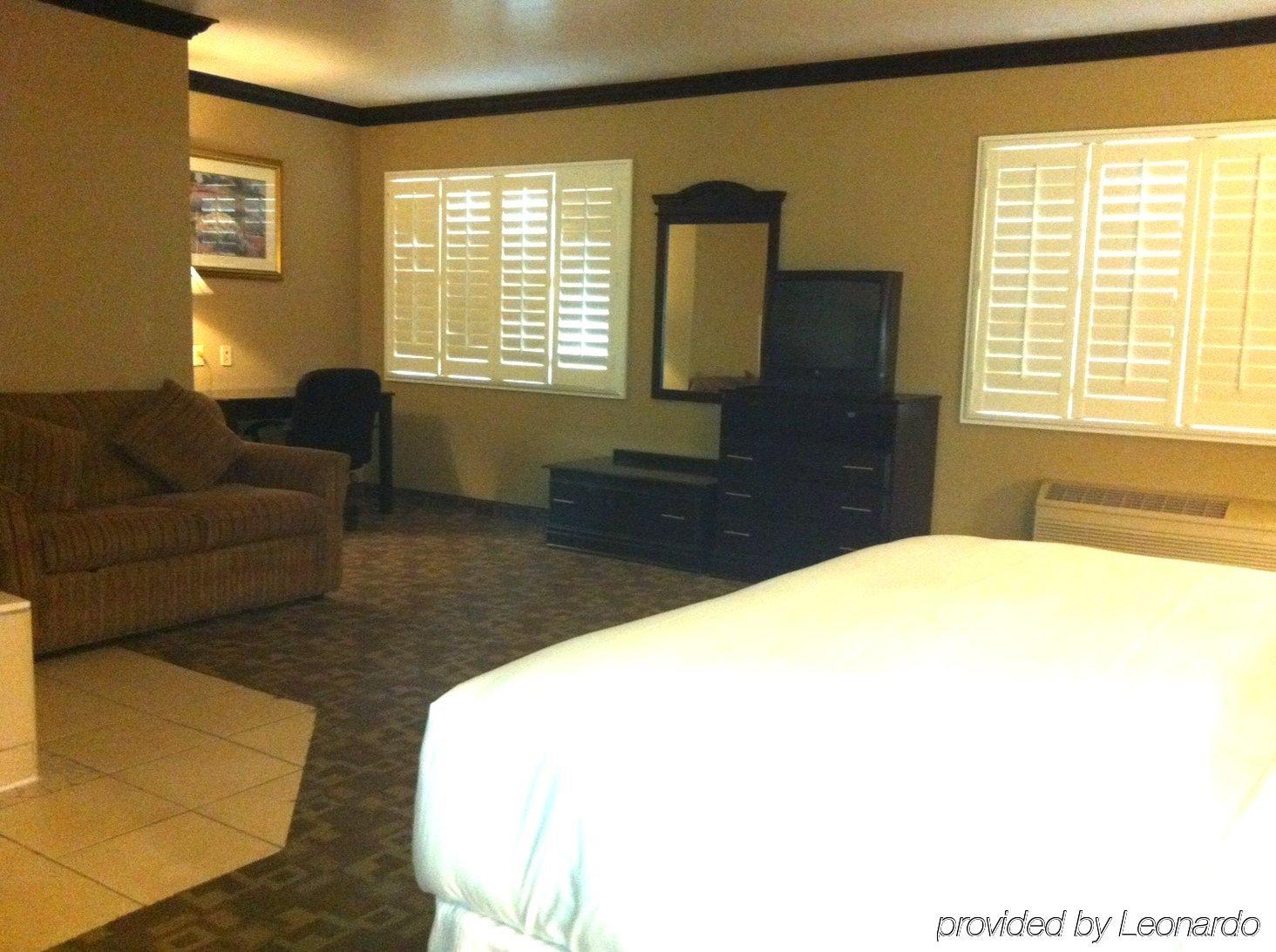 Blvd Hotel & Suites - Walking Distance To Hollywood Walk Of Fame (Adults Only) Лос-Анджелес Номер фото