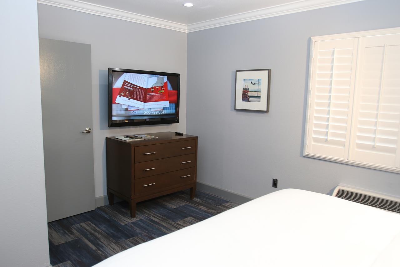Blvd Hotel & Suites - Walking Distance To Hollywood Walk Of Fame (Adults Only) Лос-Анджелес Экстерьер фото