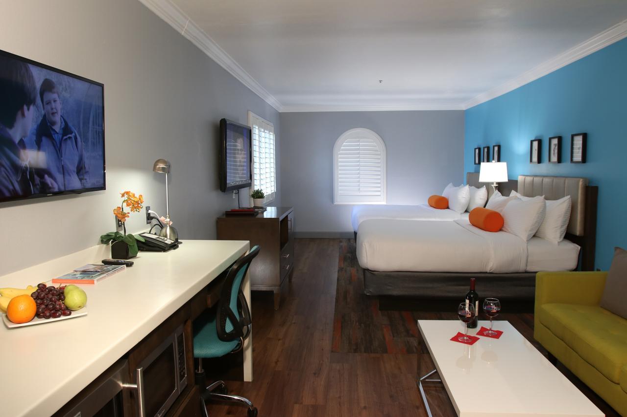 Blvd Hotel & Suites - Walking Distance To Hollywood Walk Of Fame (Adults Only) Лос-Анджелес Экстерьер фото